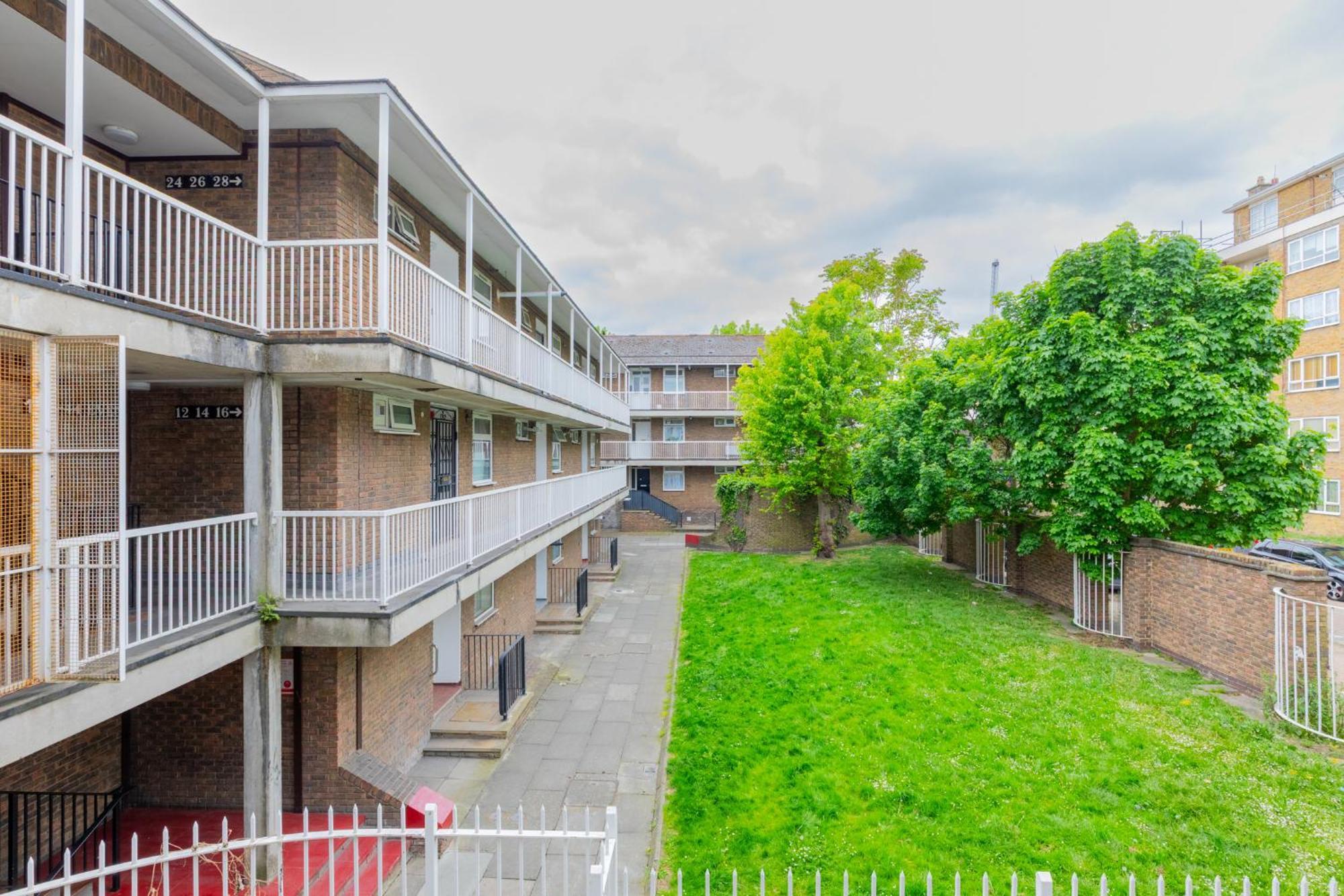 Characterful 1 Bedroom Flat Close To Dlr London Exterior foto